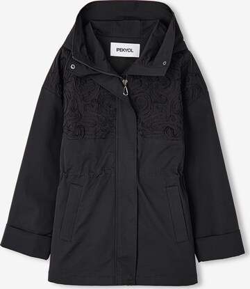 Ipekyol Between-Seasons Parka in Black: front