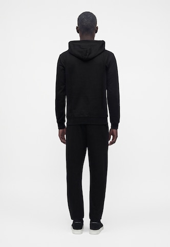 EA7 Emporio Armani Sweatshirt 'TRAIN' i svart: baksida