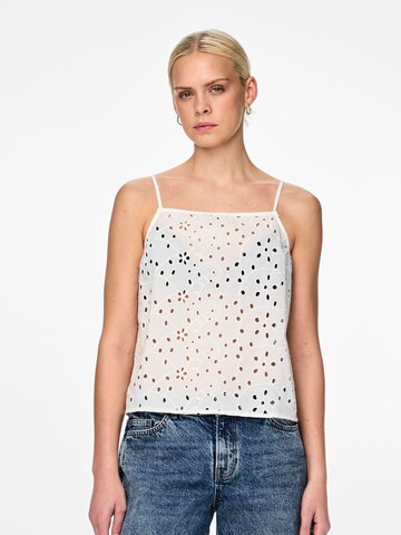 PIECES Top 'WENDY' in White: front