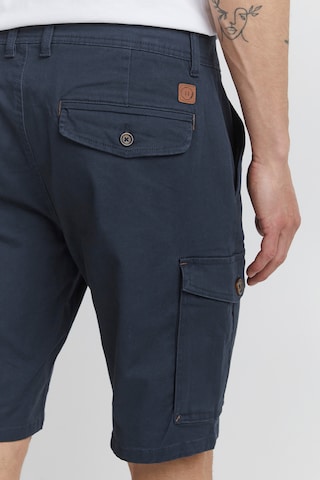 11 Project Regular Cargoshorts in Blau