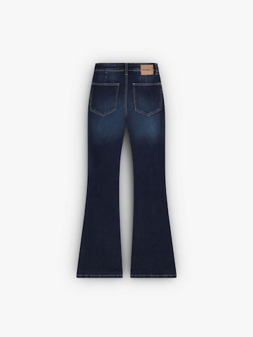 Scalpers Regular Jeans in Blau