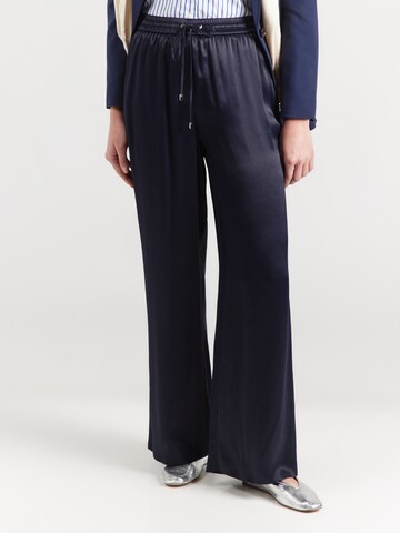 BOSS Wide leg Παντελόνι 'Tavati' σε μπλε: μπροστά