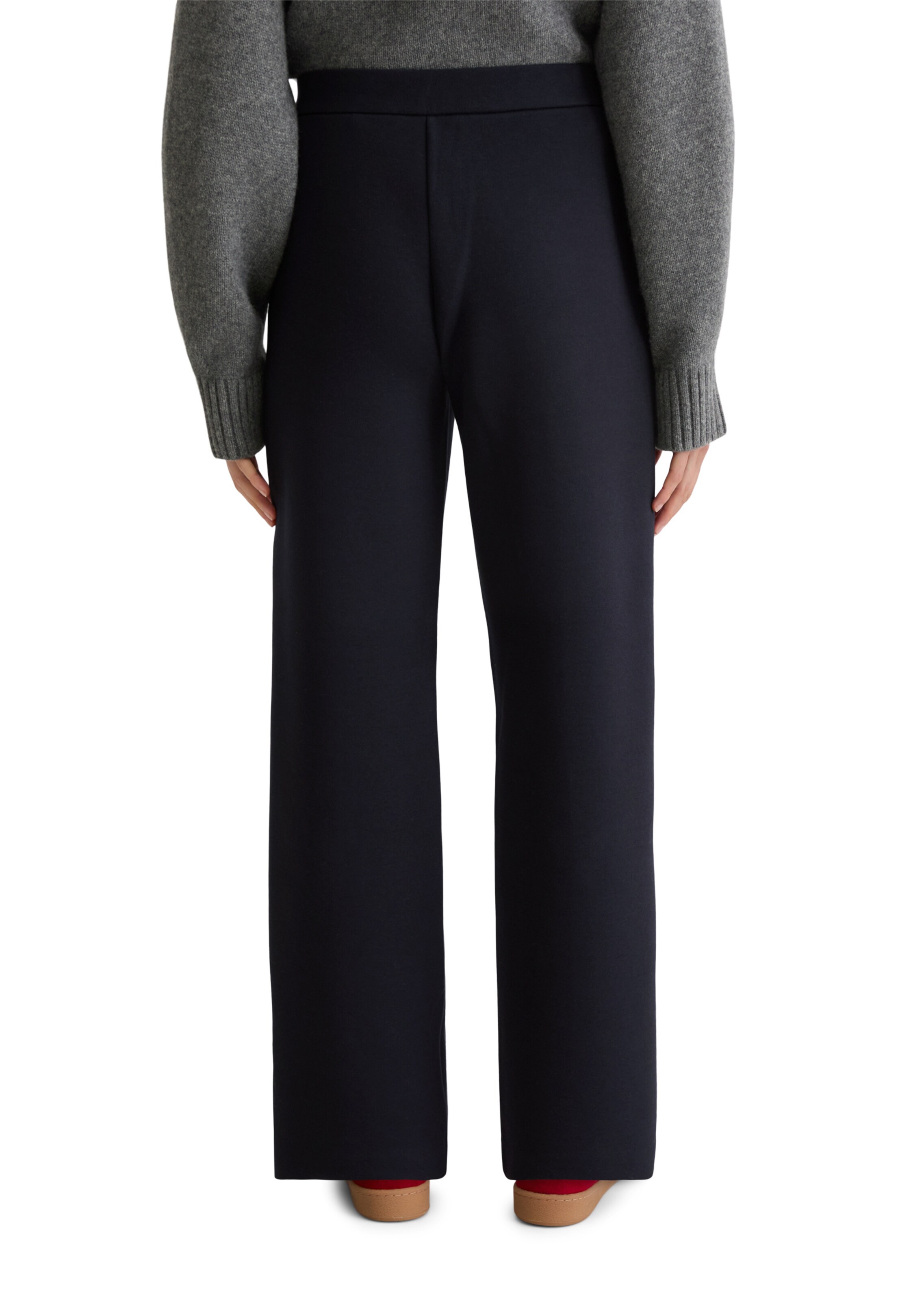 Marc O'Polo Regular Pleat-front trousers in Black