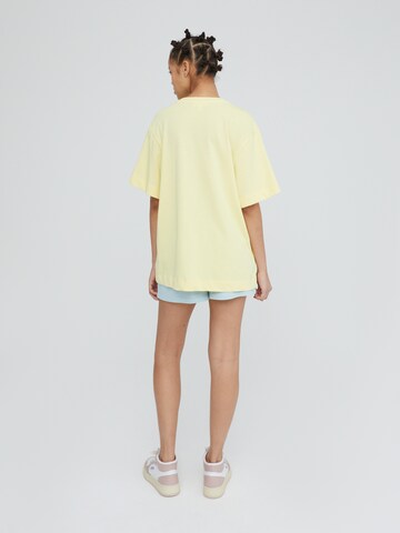 T-shirt 'Elisa' EDITED en jaune