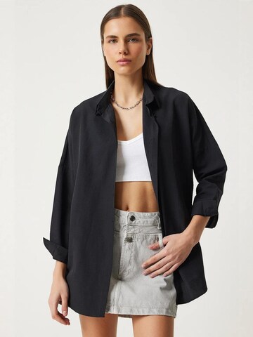 Happiness İstanbul - Camisa em preto: frente