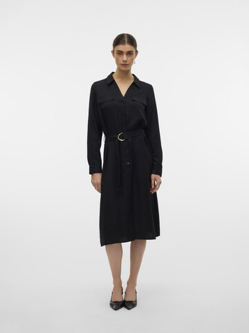 Robe-chemise 'Vica' VERO MODA en noir
