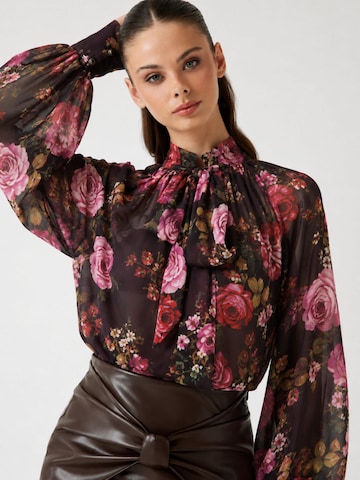 GUESS - Blusa 'W5BH84W3022' en rojo