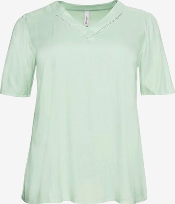 SHEEGO Shirt in Green: front