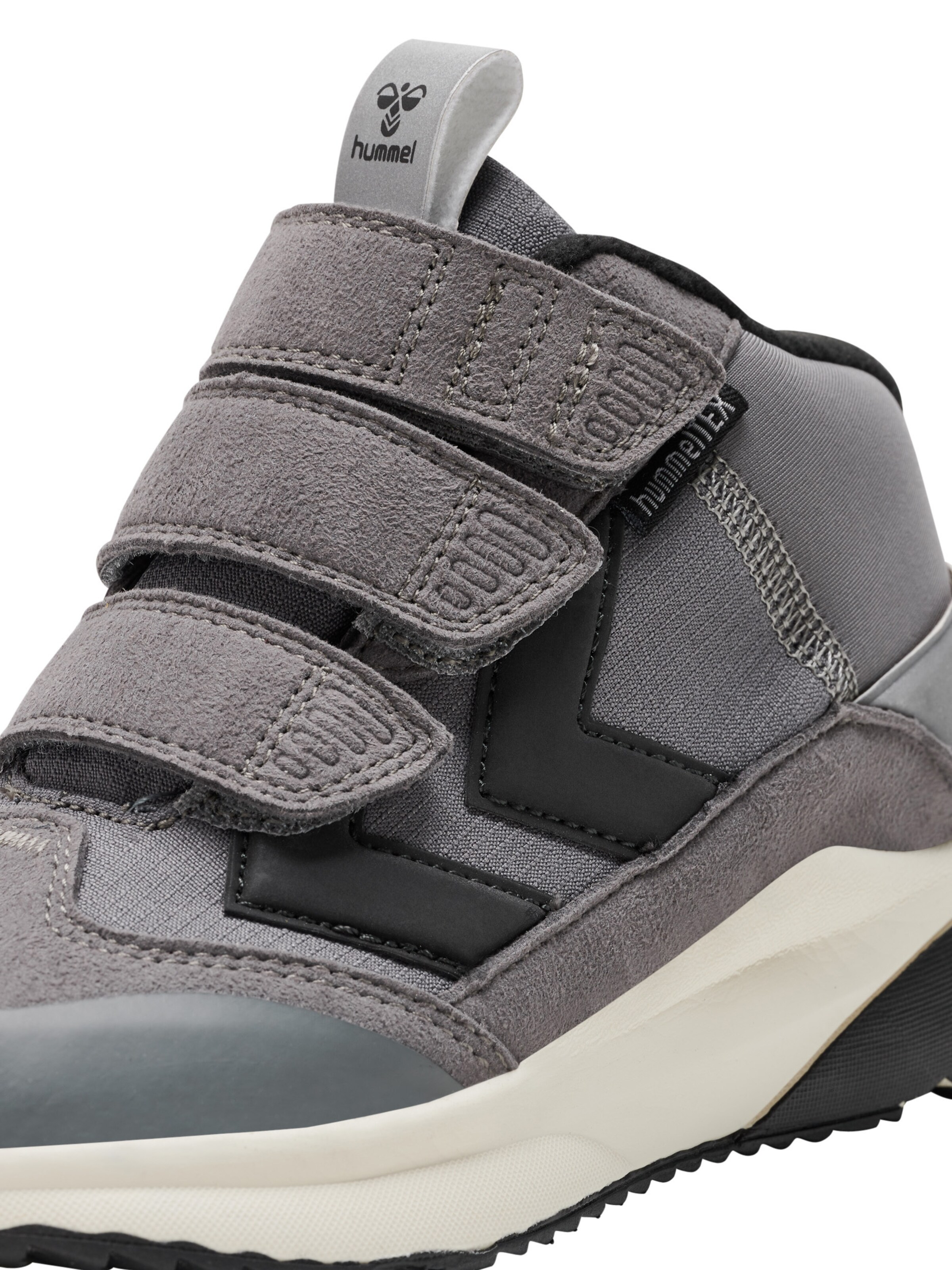 Hummel Sneaker 'Reach Zero' in Grau