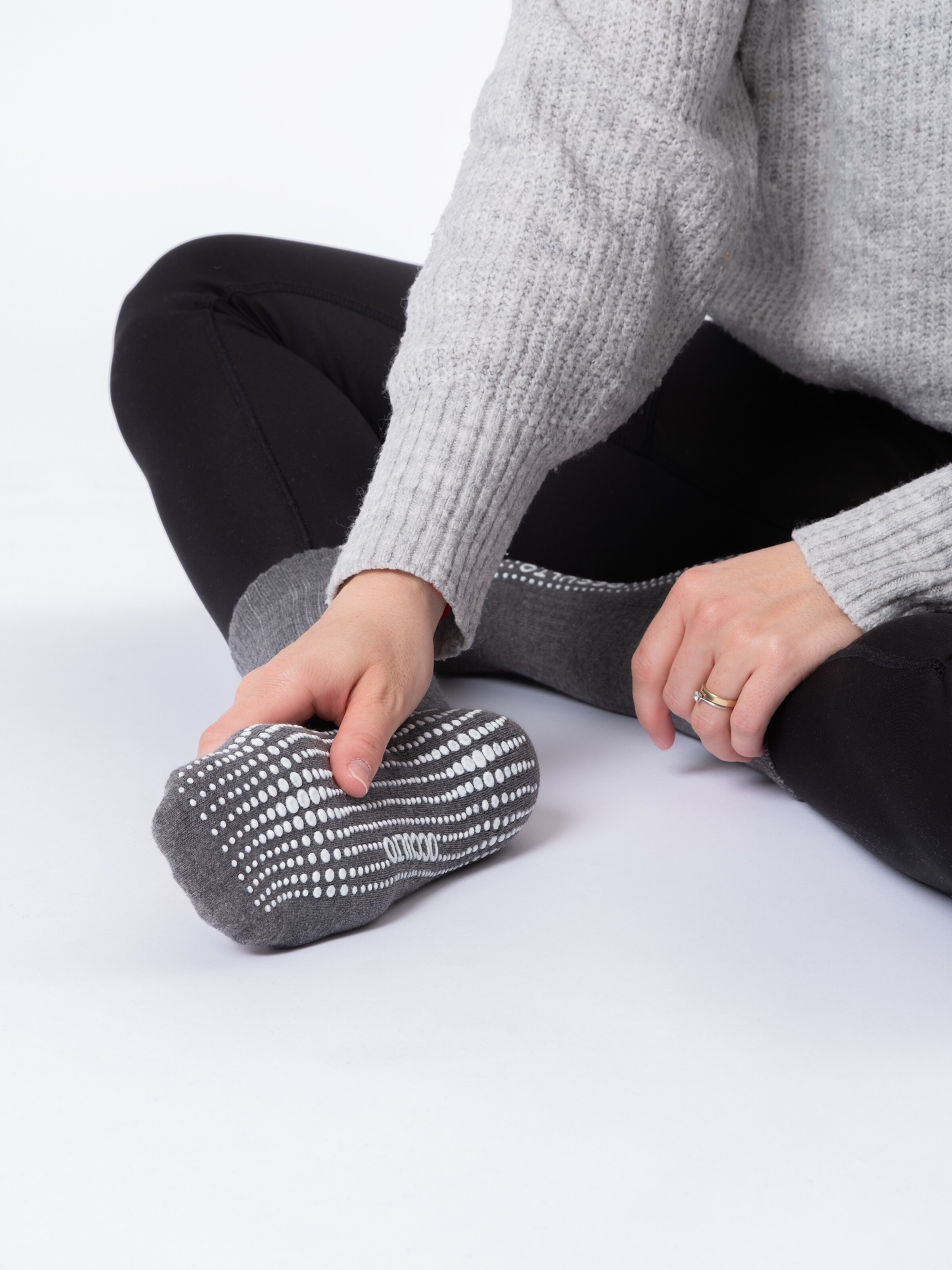 Chaussettes 'Stopper Madeleine' Occulto en gris : devant