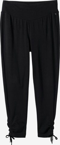 SHEEGO Skinny Leggings in Black: front