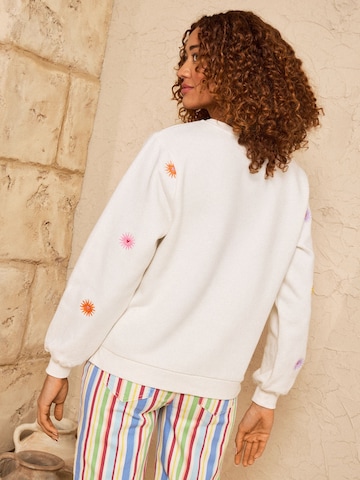 love & roses Sweatshirt i hvid