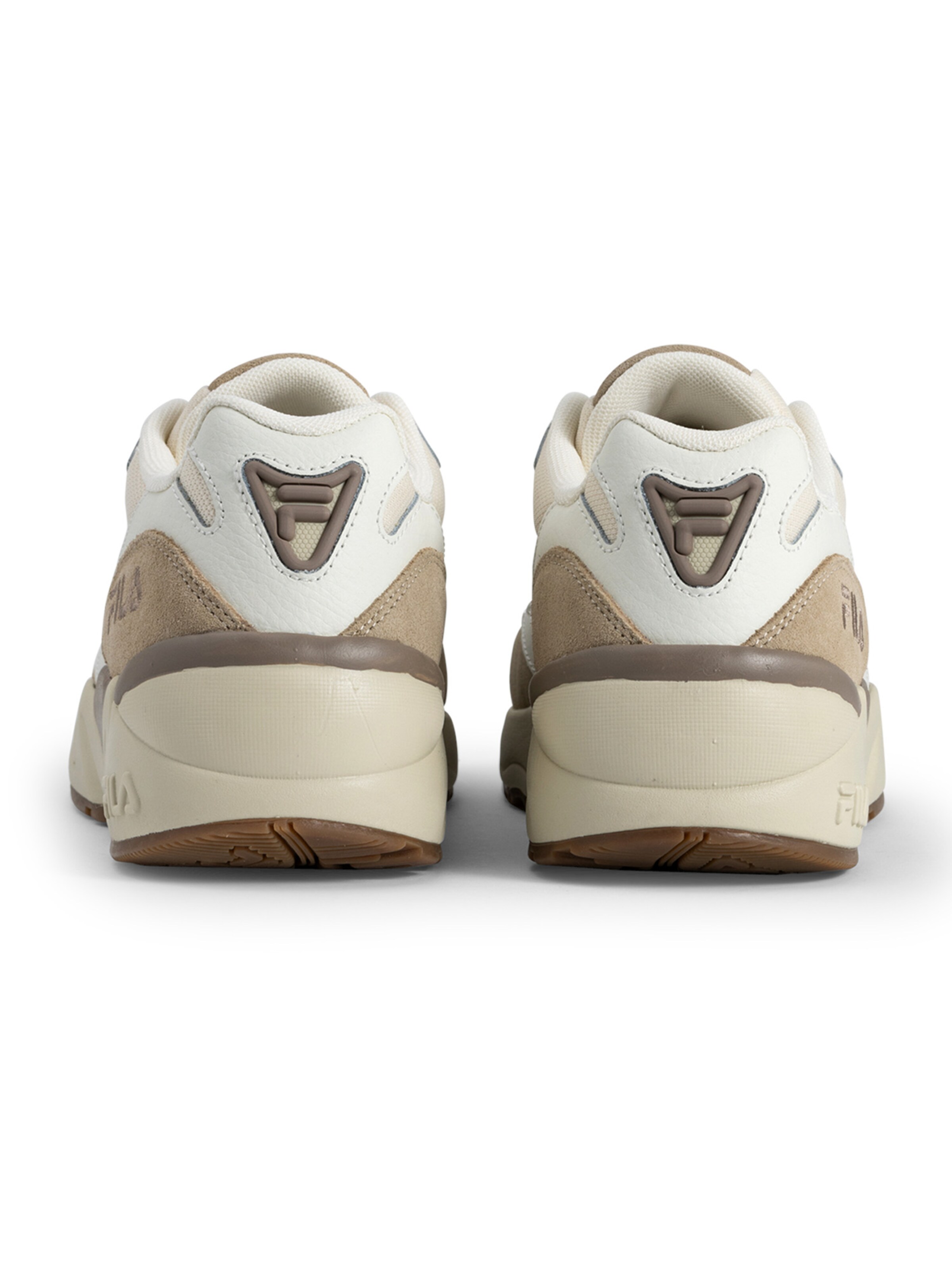 Sneaker low de la FILA pe alb