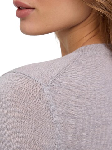 FALKE Pullover 'Pure Merino Wool' in Grau