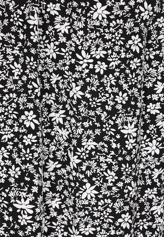 Robe swirly en noir