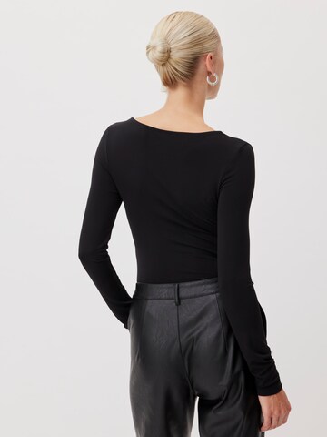 Tricou body 'Line' de la LeGer by Lena Gercke pe negru