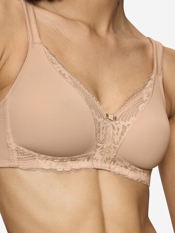 TRIUMPH T-shirt Bra 'Modern Lace + Cotton' in Beige