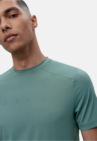 Born Living Yoga Shirt 'Volta' in Green