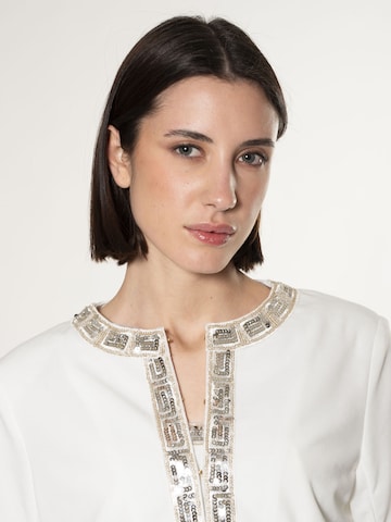 Giacca di mezza stagione di Influencer in bianco