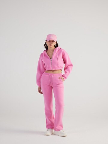 HOLLY LOLLY Regular Trousers in Pink