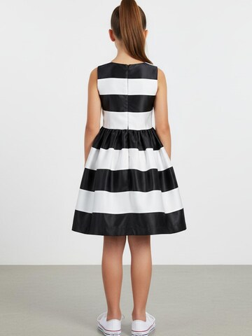 La V Dress in Mixed colours