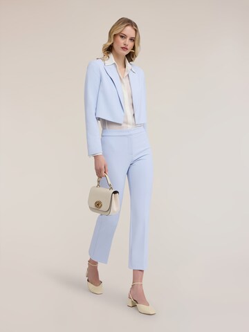 Regular Pantalon MOTIVI en bleu