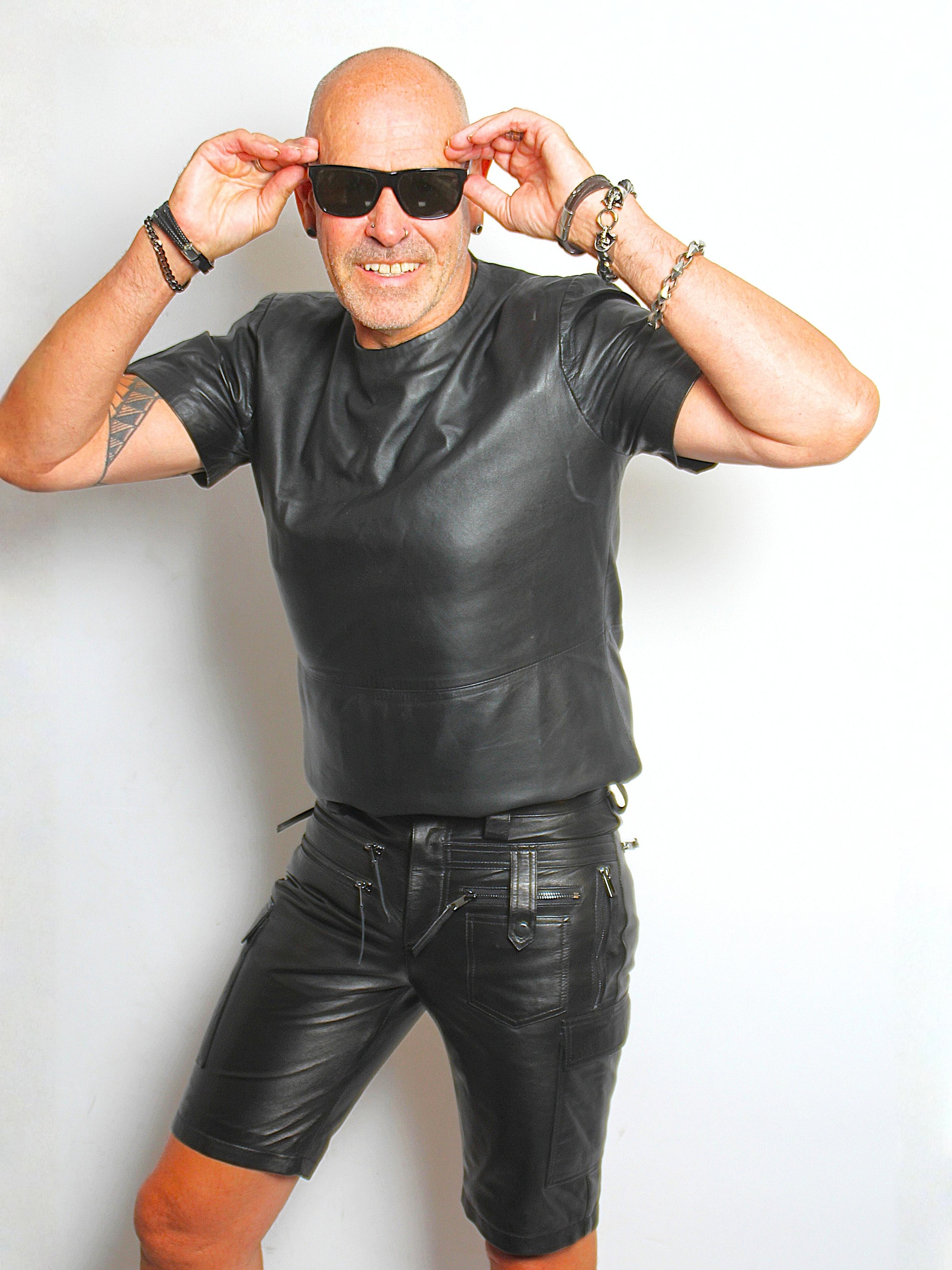 Be  Noble Regular Cargo trousers in Black: front