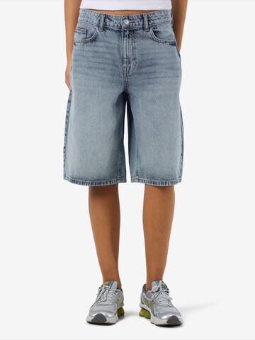 Noisy may Regular Shorts 'NMMINDIE' in Blau: Vorderseite