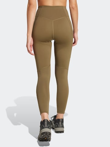 ADIDAS TERREX - Skinny Pantalón de montaña 'MT' en verde
