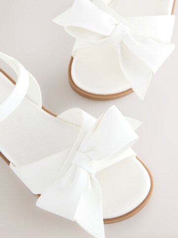 Next Босоножки в Белый