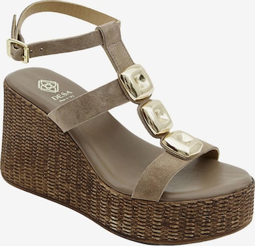 Desa - Sandalias con hebilla 'DESA Damen-Wildledersandalen mit Keilabsatz und goldenen Details' en beige: frente