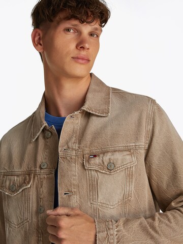 Tommy Jeans Jacke 'RYAN' in Braun