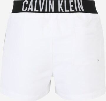 Calvin Klein Swimwear Plavecké šortky – bílá