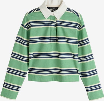 Next T-shirt i grön: framsida