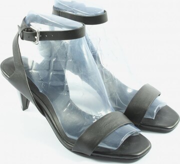 Zign Sandals & High-Heeled Sandals in 37 in Black: front