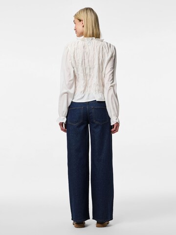 Camicia da donna 'PCDemmie' di PIECES in bianco