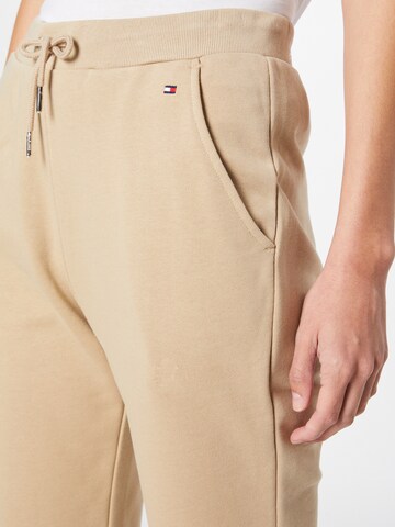 TOMMY HILFIGER Tapered Hose in Beige