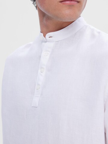 SELECTED HOMME - Ajuste regular Camisa 'REGRICK' en blanco