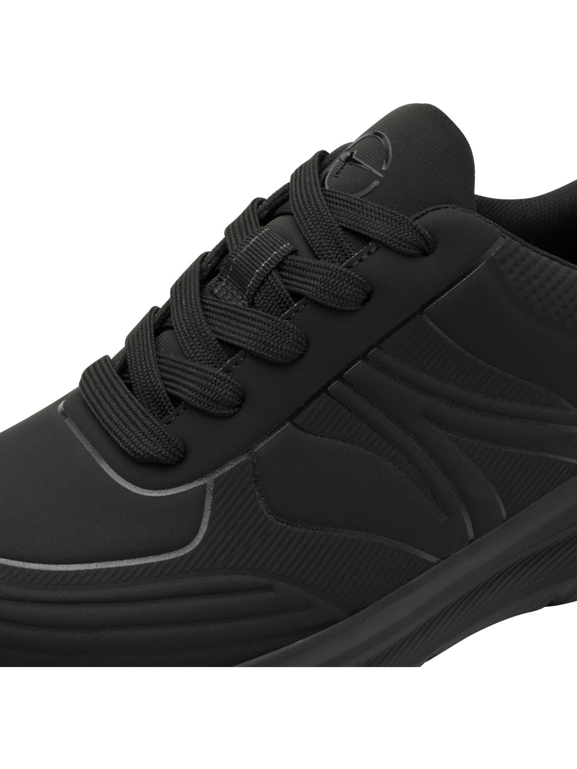 Baskets basses Tamaris en noir