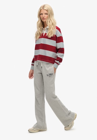 évasé Pantalon Superdry en gris