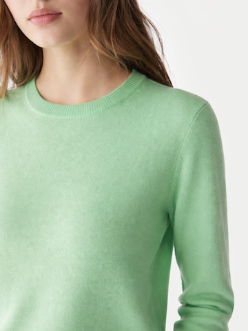 GOBI Cashmere Trui 'Women's Essential Cashmere Crewneck Sweater' in Groen
