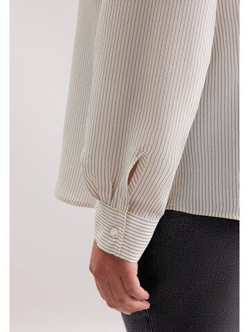 SEIDENSTICKER Blouse 'Schwarze Rose' in Wit