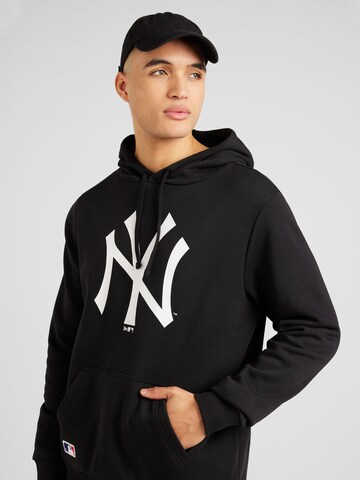 NEW ERA Sweatshirt 'NEYYAN' in Schwarz