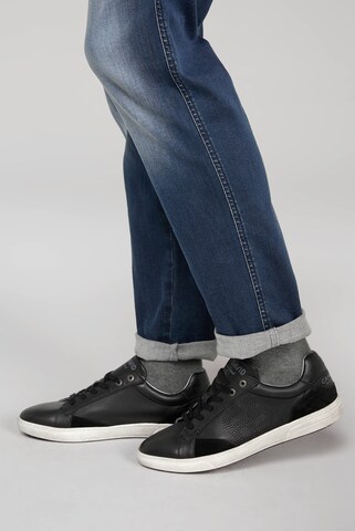 CAMP DAVID Lace-Up Shoes in Black: front