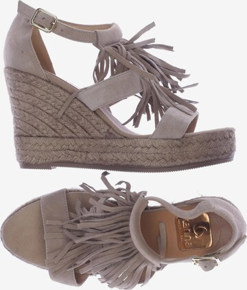 Kanna Sandals & High-Heeled Sandals in 36 in Beige: front