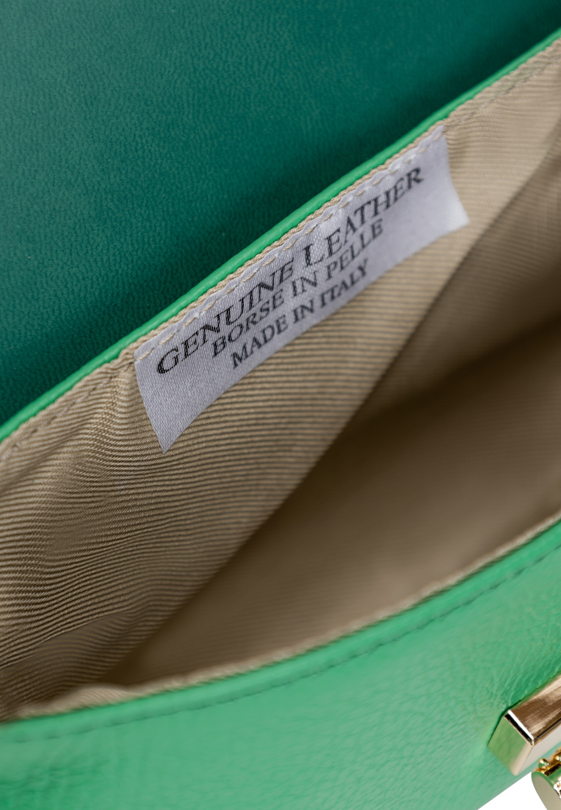 NAEMI - Bolso de hombro en verde