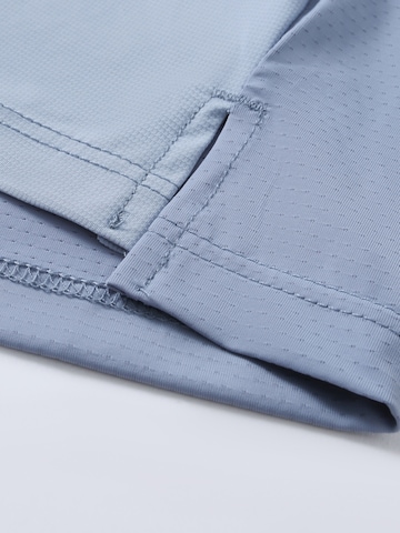 YOUTHUP Performance Shirt 'Lichtschein' in Blue