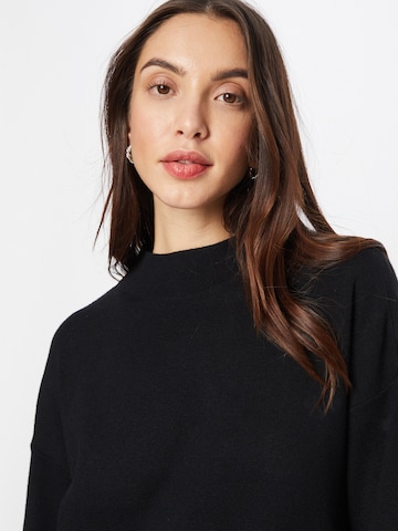 VERO MODA Knitted dress 'Nancy' in Black