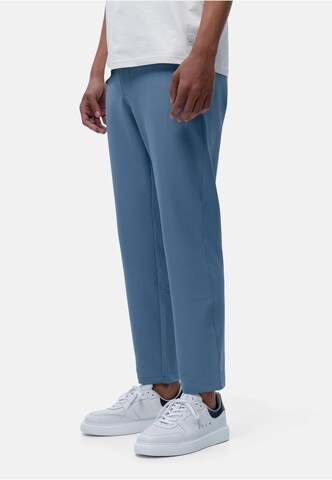 Born Living Yoga Regular Broek in Blauw: voorkant