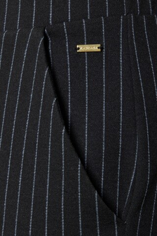 LASCANA Loose fit Pleat-Front Pants in Black